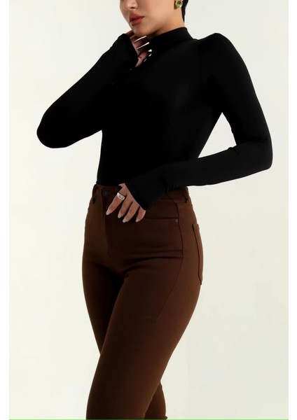 Yarım Balıkçı Yakalı Parmak Geçmeli Bodysuit modelleri