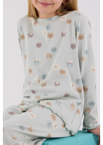 Kız Çocuk Yeşil Pijama Takımı fırsatları