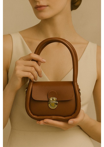 Saphira Arcana Kahverengi Kilit Detaylı El ve Omuz Çantası fiyatları