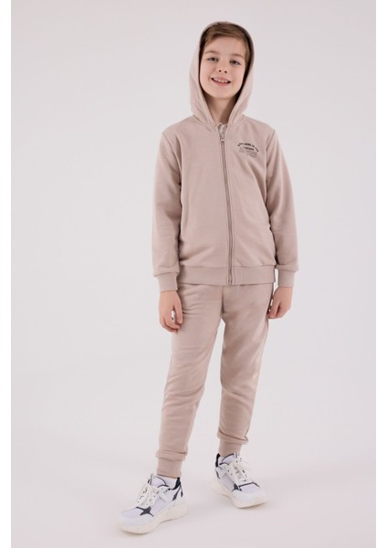 Erkek Çocuk Kahverengi Eşofman Takımı modelleri