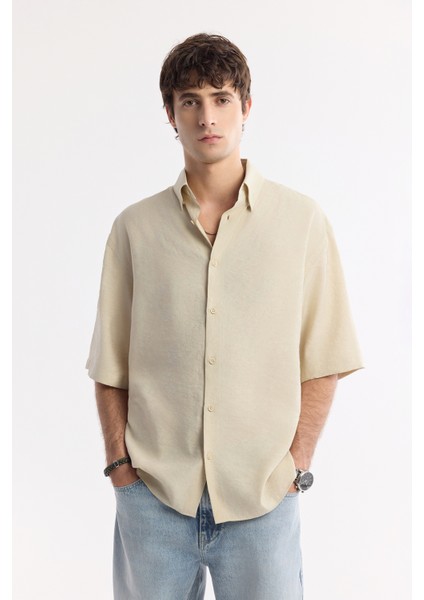 Erkek Bej Alttan Britli Yaka Modal Karışımlı Soft Touch Boxy Fit Gömlek A51Y2119