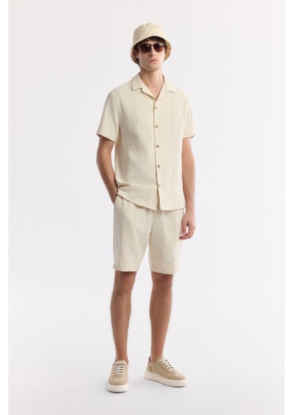 Erkek Bej Apaj Yaka %100 Pamuk Kısa Kol Comfort Fit Gömlek A51Y2047
