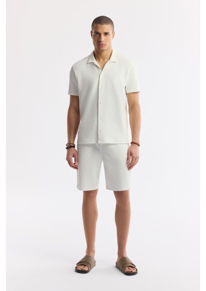 Erkek Ekru Apaj Yaka Pamuklu Kısa Kol Regular Fit Gömlek A51Y2059