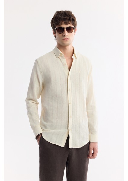 Erkek Bej Alttan Britli Yaka %100 Pamuk Dokulu Comfort Fit Gömlek A51Y2111