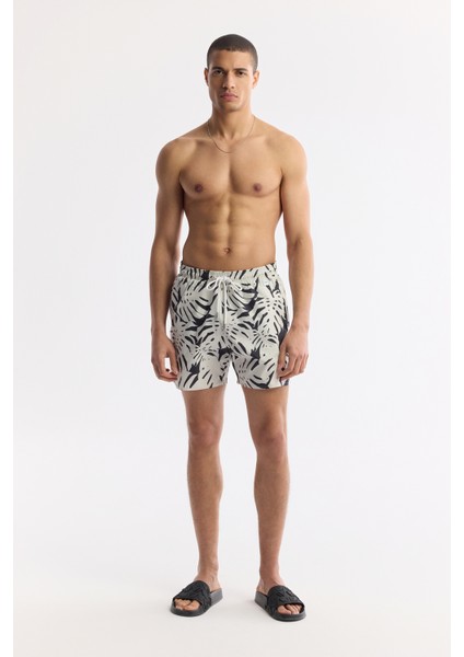 Erkek Ekru Hızlı Kuruyan Baskılı Çantalı Relaxed Fit Relaxed Fit Deniz Şortu A51Y3839