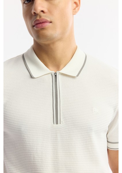 Erkek Ekru Polo Yaka Dokulu Rayon Triko Regular Fit T-Shirt A51Y5165