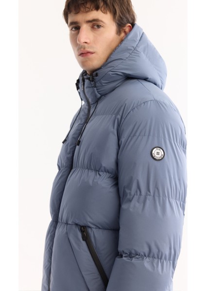 Erkek İndigo Kapüşonlu Su İtici Rüzgar Geçirmez Comfort Fit Şişme Mont B006046