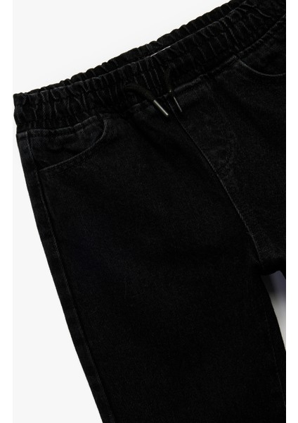 Pamuklu Beli Bağcıklı Rahat Kalıp Cep Detaylı Jogger Jean Pantolon modelleri