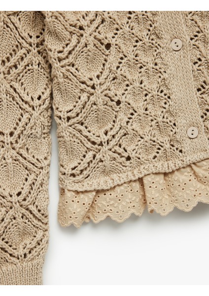 Uzun Kollu Ajurlu Fırfırlı Düğmeli Bisiklet Yaka Triko Hırka modelleri