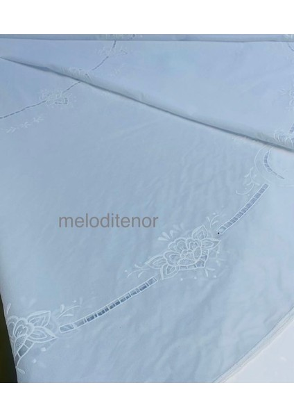 Meiwa Işleme Dantel Görünümlü Kaymaz Dökümlü Pvc Büyük Yuvarlak Muşamba Masa Örtüsü fiyatları