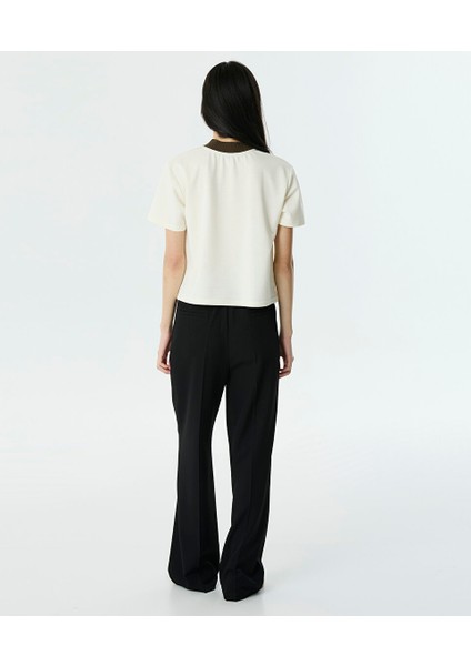 Slogan Patch'li Crop T-Shırt TW6250070069018 fırsatları