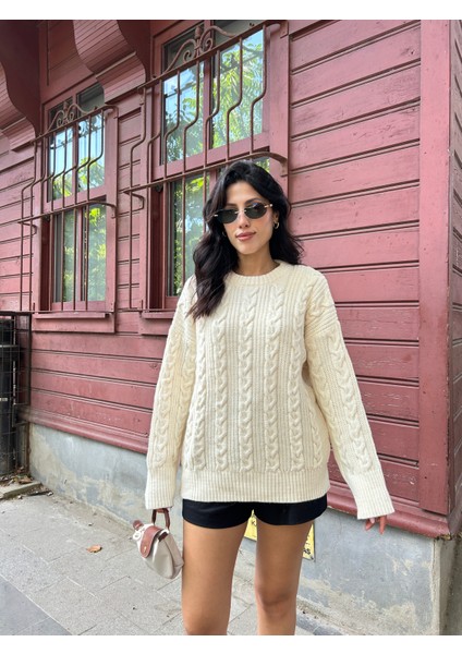 KZK0006 Kadın Ekru Saç Örgülü Selanik Fitilli Rory Gilmore Oversize Triko Kazak