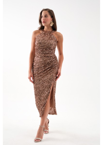 Kadın Kahverengi Halter Yaka Payetli Abiye Elbise