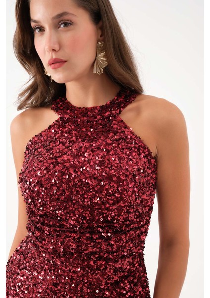 Kadın Bordo Halter Yaka Payetli Abiye Elbise modelleri