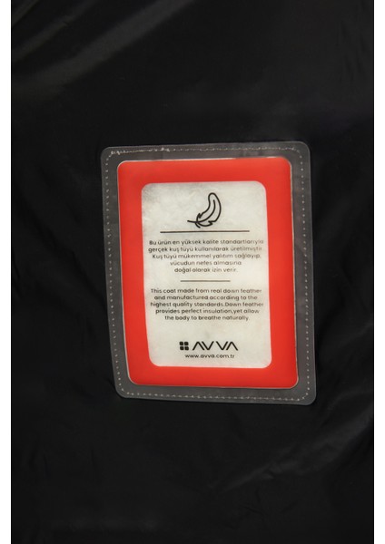 Erkek Siyah Kaz Tüyü Su İtici Rüzgar Geçirmez Kumaşlı Dik Yaka Parlak Şişme Comfort Fit Mont B006015