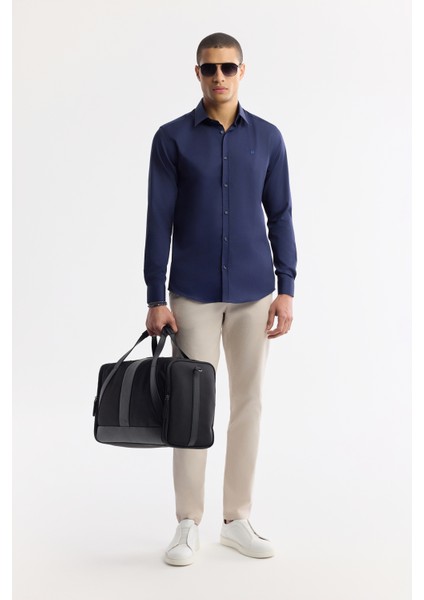 Erkek Lacivert Kolay Ütülenebilir %100 Pamuk Saten Slim Fit Gömlek B002006