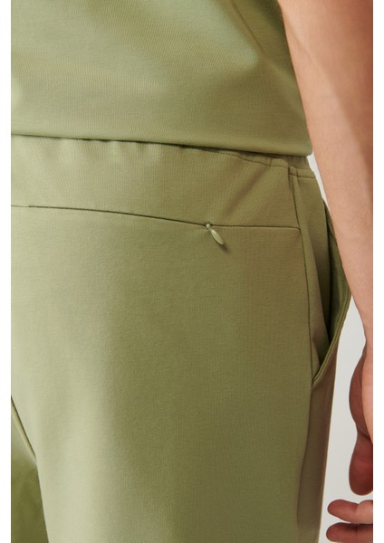 Erkek Su Yeşili Jersey Kumaş 2 İplik Yandan Cepli Örme Regular Fit Şort A41Y3622