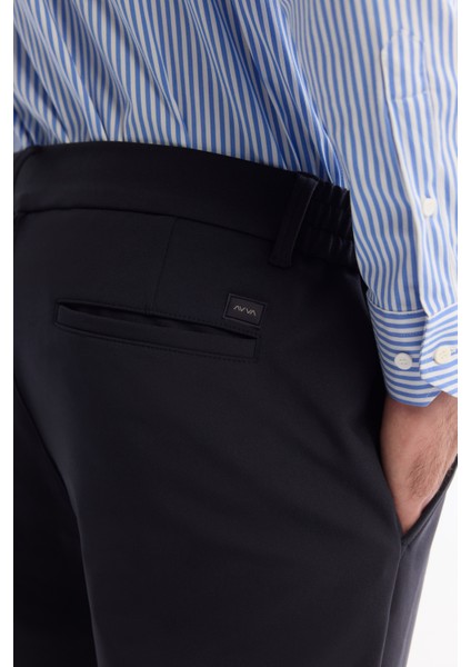Erkek Lacivert Kırışmaz Hızlı Kuruyan Beli Lastikli Ekstra Esnek Slim Fit Teknik Kumaş Pantolon A42Y3065