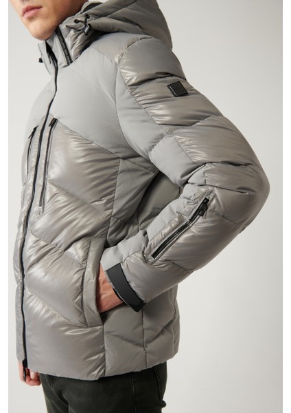 Erkek Gri Su İtici Kumaşlı Çıkma Kapüşonlu Şişme Mont A32Y6014