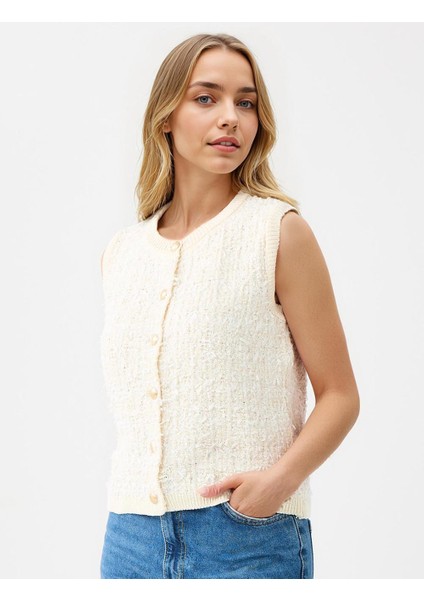 Ekru Parlak Düğme Detaylı Kısa Triko Yelek modelleri