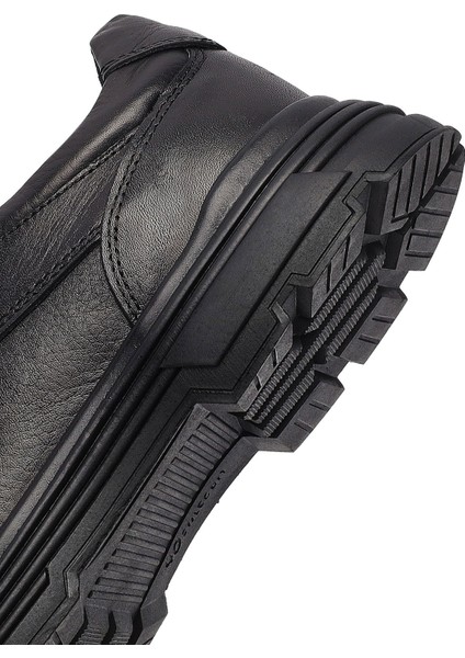 Erkek Siyah Bağcıklı Deri Casual Ayakkabı 25WFD681518