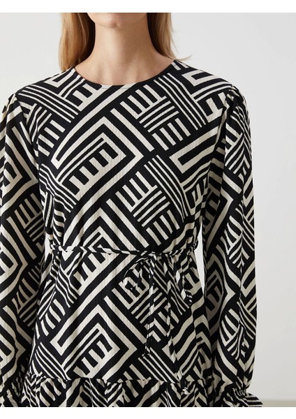 Lcw Comfort Siyah Bisiklet Yaka Desenli Kadın Elbise modelleri