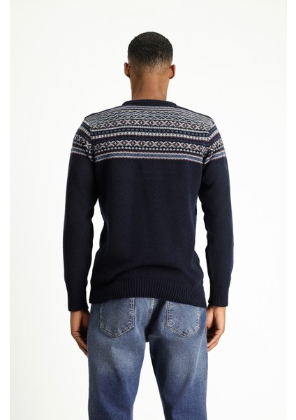 Bisiklet Yaka Slim Fit Dar Kesim Yünlü Desenli Triko Kazak fırsatları