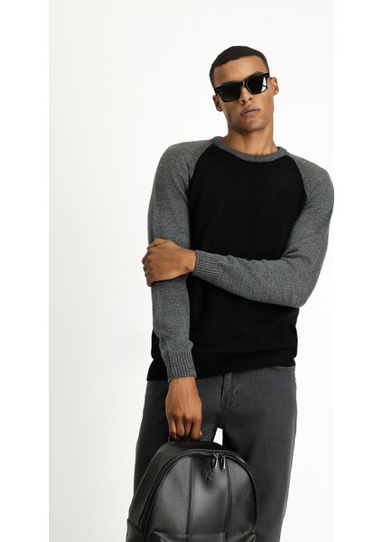 Bisiklet Yaka Regular Fit Dikişsiz Desenli Triko Kazak