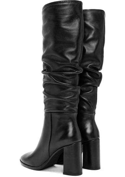 Kadın Siyah Fermuarlı Kalın Topuklu Deri Çizme 25WFD281118