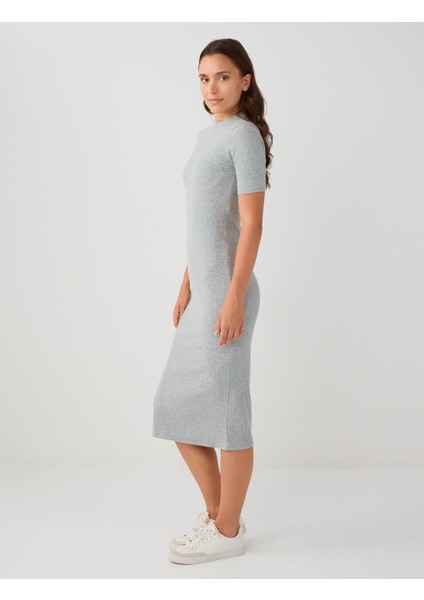 Gri Melanj Bisiklet Yaka Kısa Kollu Örme Midi Elbise fiyatları