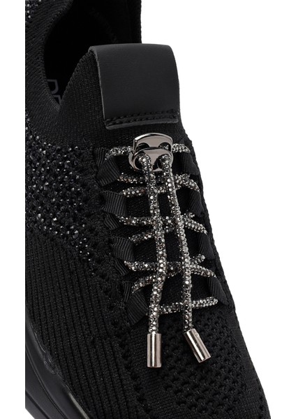 Zero Kadın Siyah Bağcıklı Taş Detaylı Kumaş Sneaker 25AFD43026F