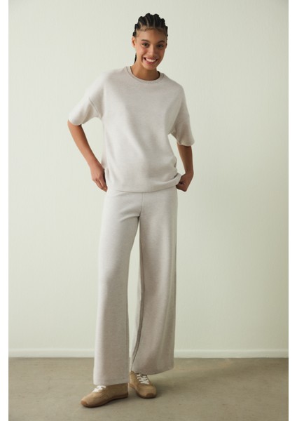 Bej Melanj Warm Touch Bisiklet Yaka Oversize Tişört fiyatları