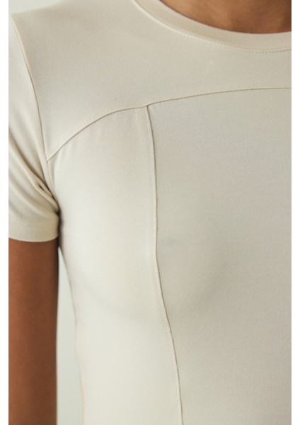 Bej Bisiklet Yaka Kısa Kollu Slim Fit Modal Tişört