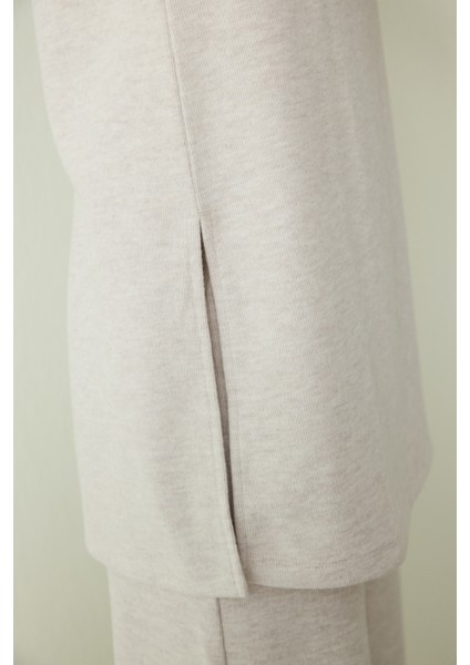 Bej Melanj Bisiklet Yaka Oversize Kolsuz Üst