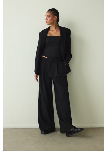 CUPsecret Kendinden Pedli Siyah Kare Yaka Kalın Askılı Büstiyer fiyatları