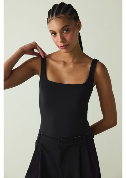 CUPsecret Kendinden Pedli Siyah Kare Yaka Kalın Askılı Büstiyer