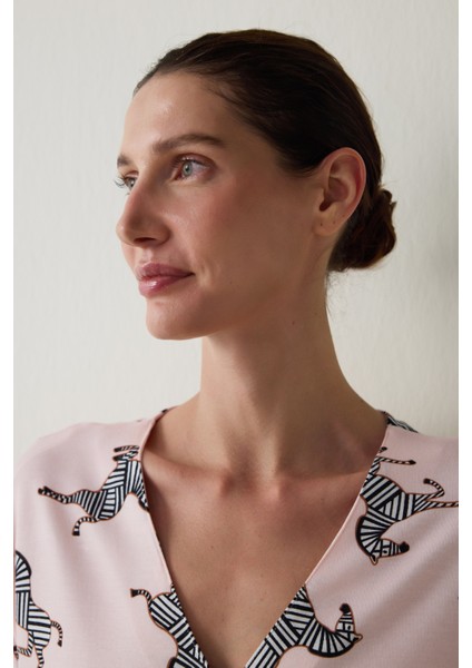 Aging Açık Pembe Collagen Etkili Gömlek Yaka Pijama Takımı modelleri