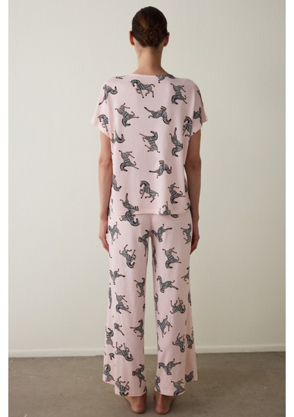 Aging Açık Pembe Collagen Etkili Gömlek Yaka Pijama Takımı fırsatları