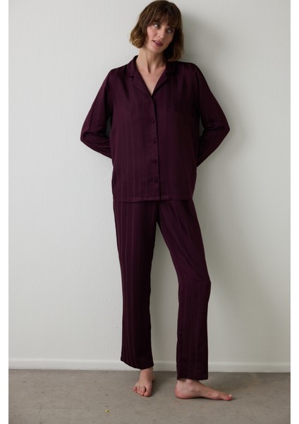Bordo Çizgili Saten Gömlek Yaka Pijama Takımı