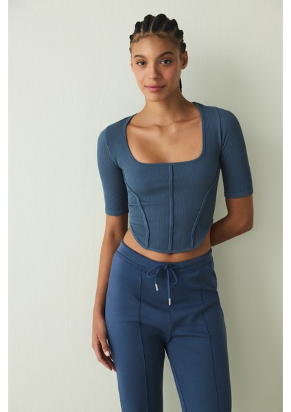 İndigo Kare Yaka Dikişsiz Kısa Kollu Crop Üst fiyatları
