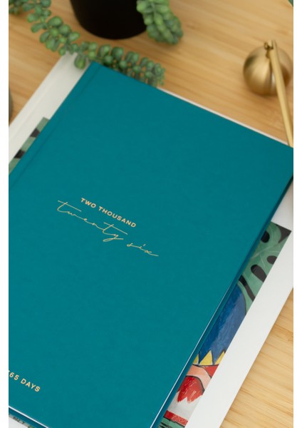 2026 Yılı A5 Tam Gün Ajanda 15X22 cm - 365 Gün Yeşil modelleri