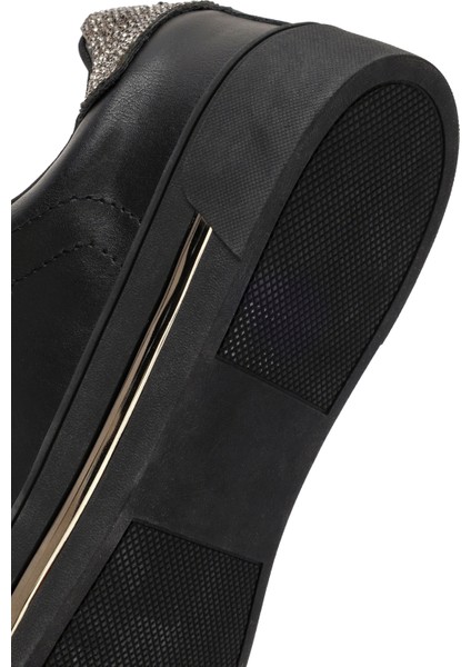 Kadın Siyah Bağcıklı Taşlı Sneaker 25AFD430318