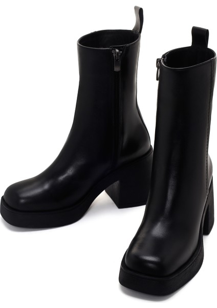 Kadın Siyah Kalın Topuklu Fermuarlı Deri Bot 25WFD201018 modelleri