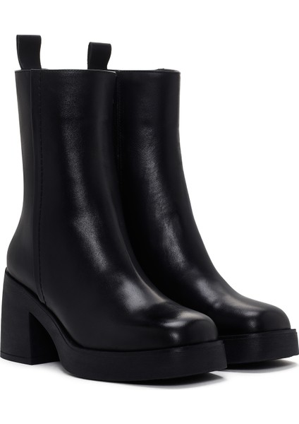 Kadın Siyah Kalın Topuklu Fermuarlı Deri Bot 25WFD201018 indirimleri