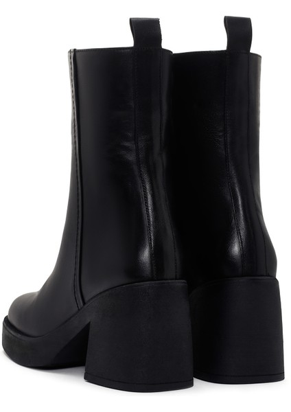 Kadın Siyah Kalın Topuklu Fermuarlı Deri Bot 25WFD201018