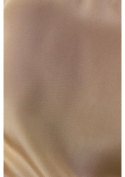 Light Brown Silk Tank Top, Dökümlü ve Zamansız Ipek Atlet fırsatları