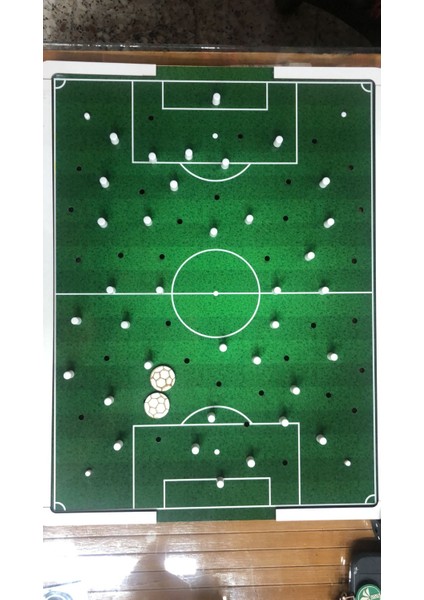 Ahşap Çivi Futbol Oyunu