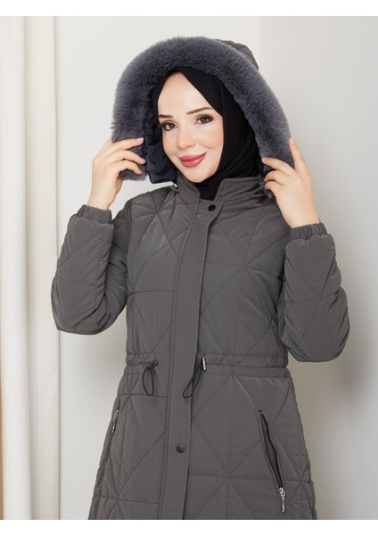 Kadın Tam Dolgulu Bel Bağcıklı Kol Lastikli Nova Kumaş Genç ve Spor Ara Boy Tesettür Mont 0216