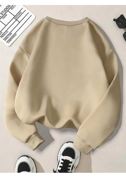 Throat Punch Baskılı Bisiklet Yaka Bej Sweatshirt fiyatları