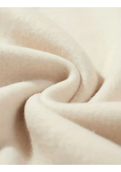 Siyah Kalp Göğüs ve Kol Baskılı Bisiklet Yaka Bej Sweatshirt indirimleri